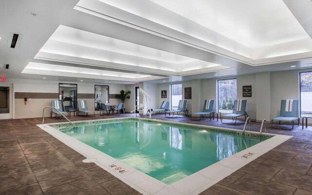 Comfort Suites Youngstown North