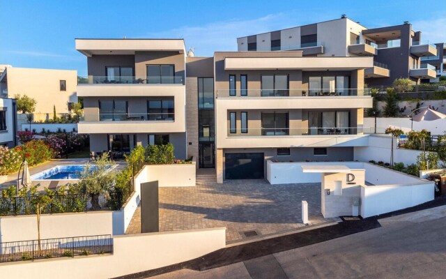 Beautiful Apartment in Malinska With Jacuzzi, Wifi and 3 Bedrooms