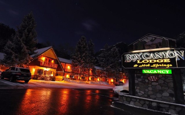 Box Canyon Lodge & Hot Springs