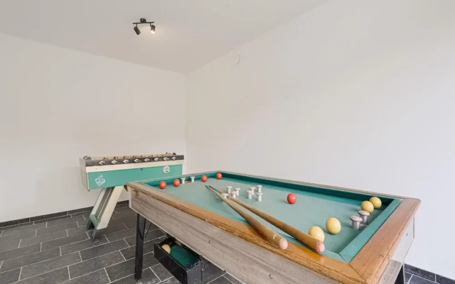 Modern Holiday Home in Ronse With Garden
