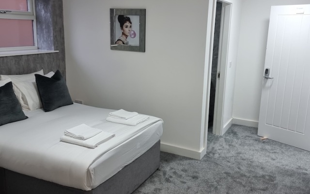 Frames Hotel