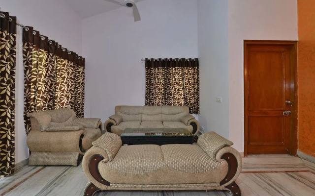 Oyo Home 16133 2Bhk Luxury Farmhouse