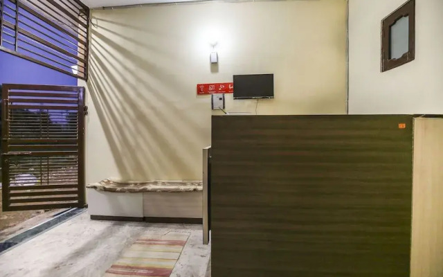 Spot On 49328 Sukh Motel