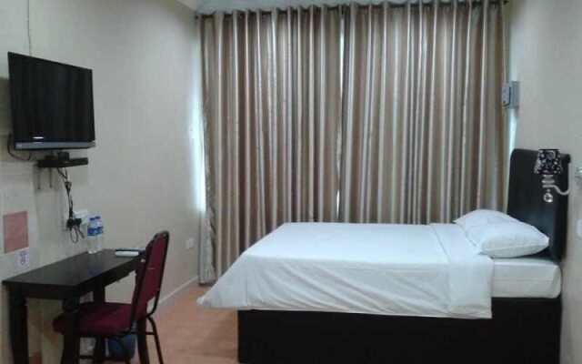 Terinai Lakeview Resort