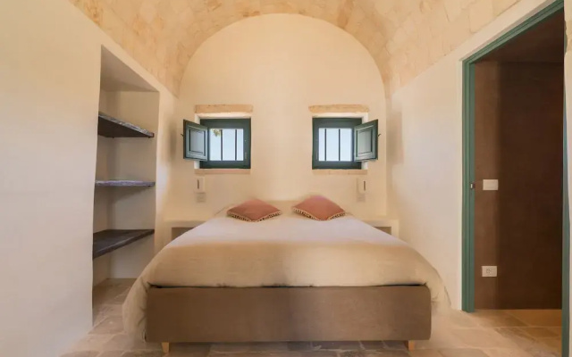 Trulli Pietra Rossa With Pool by Wonderful Italy