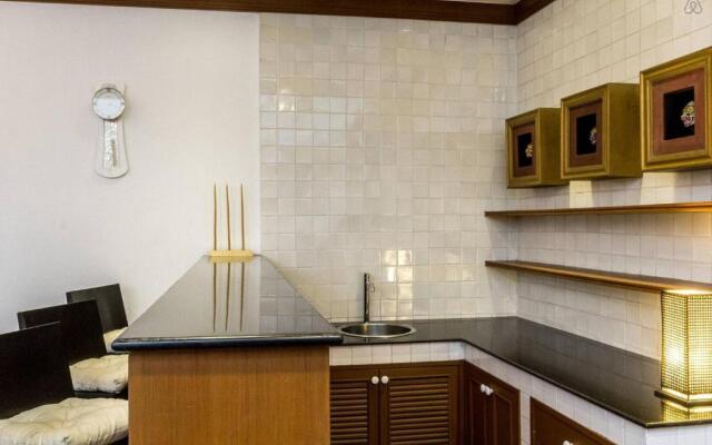 Fabulous Third Floor Apartment Dasiri Downtown Residence