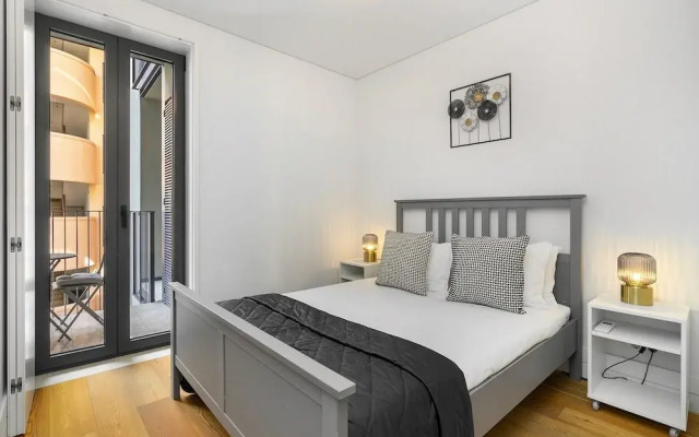 Urban Elegance: A Modern Haven In Lisbon'S Heart