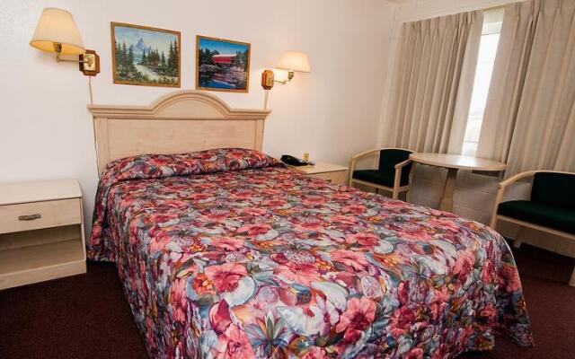 Sandpiper Lodge - Merced