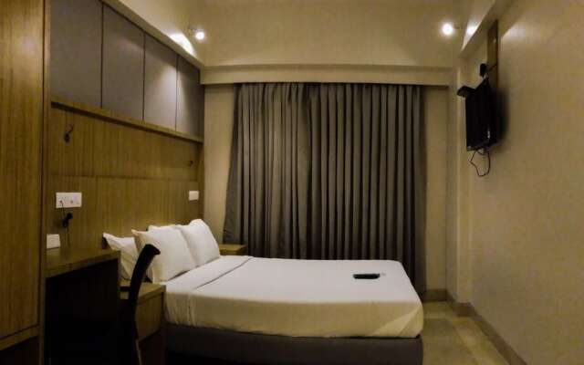 Seasons Hotel