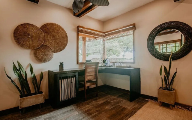 Sansara Surf and Yoga Resort - Retreat