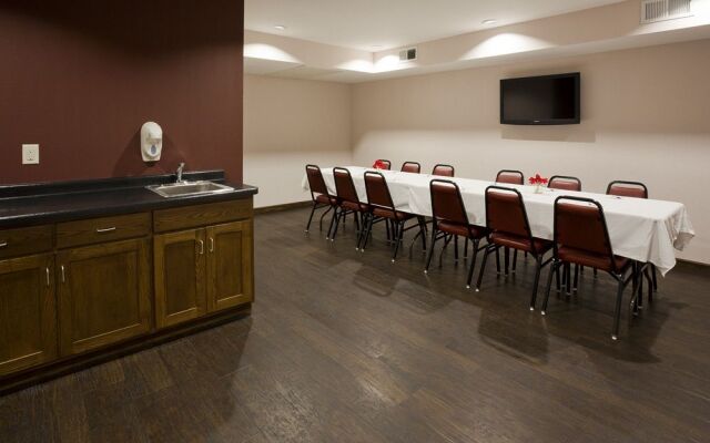 Crossings by GrandStay Parkers Prairie