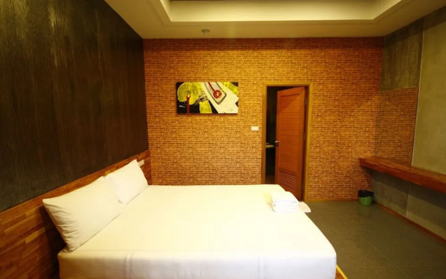 Suanmaithara Resort