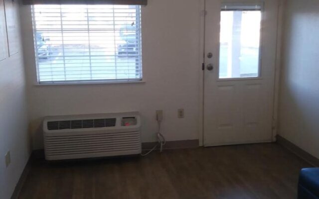 InTown Suites Extended Stay Dallas TX – Garland