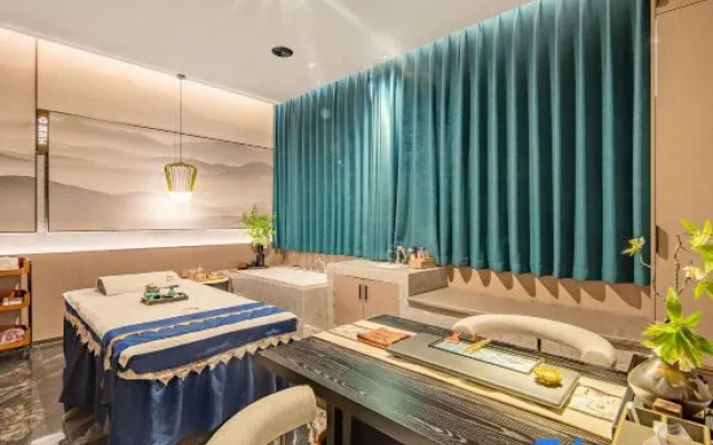 Rililanou International Hotel