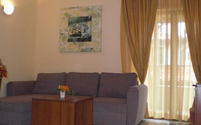 Tabanov Beach Hotel