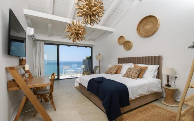 Gallery Luxury Suites & Rooms-Only Adults