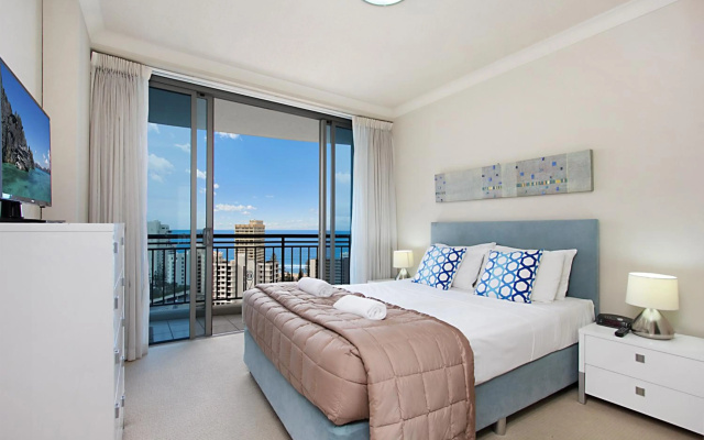 GCHR Chevron Renaissance – Guest Rooms – Gold Coast
