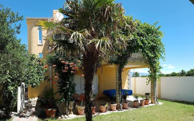 Beautiful 3-bed Apartment With big Terasse in Nin