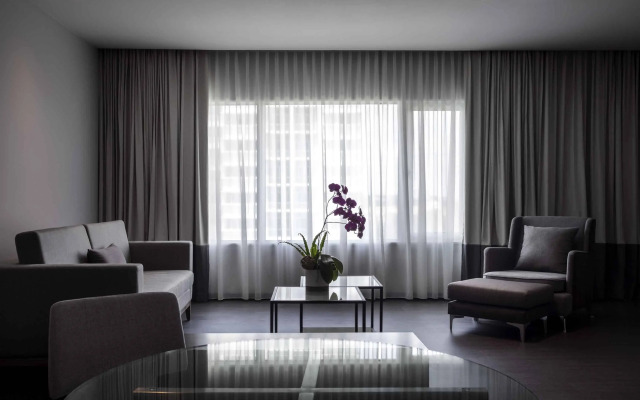 Pullman Miri Waterfront