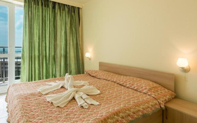 Hotel Svezhest