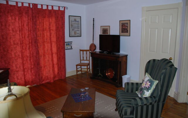 Queen and Albert B&B