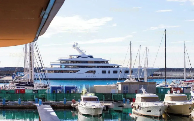 Genoa East Waterfront DeLuxe Flat