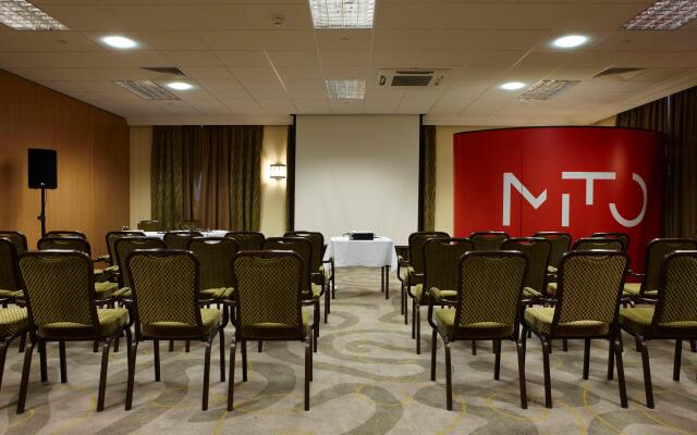 Holiday Inn Kenilworth - Warwick by IHG