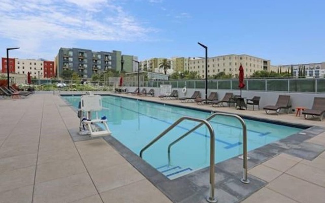 424 15th St Executive 3br