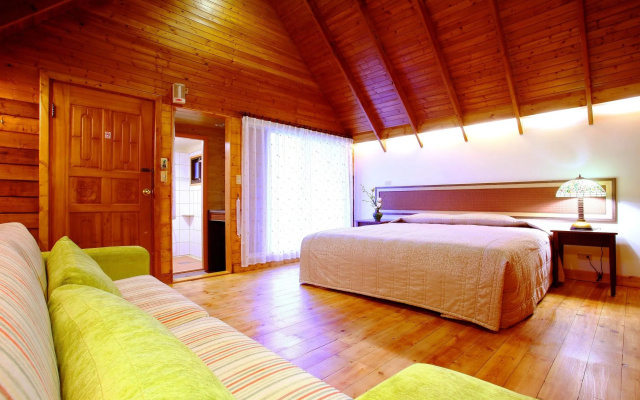 Atunas Holiday Country Resort