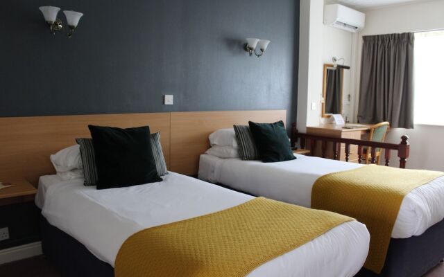 The Town and Country Lodge