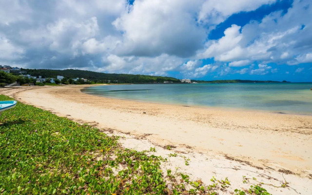 United Resort Ocean Front Onna