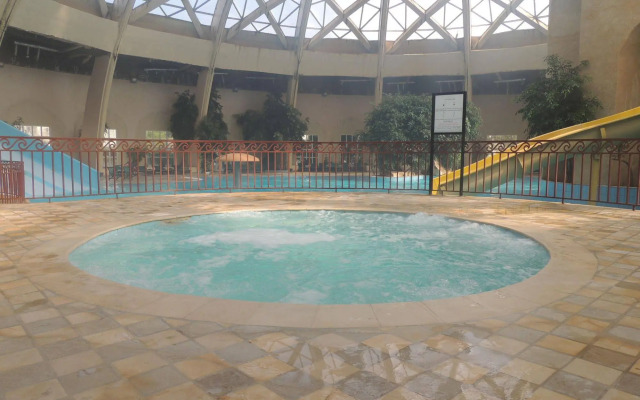 Suites hotel les charmilles & spa