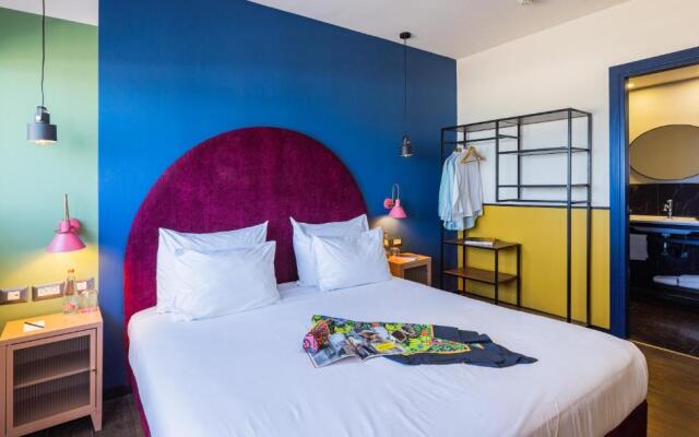 PLAY Seaport Suite Hotel TLV