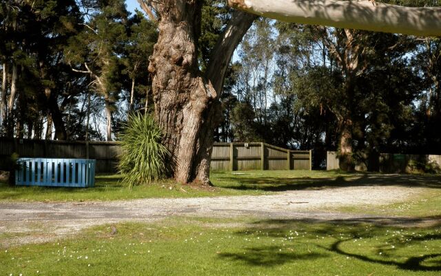 Strahan Beach Tourist Park