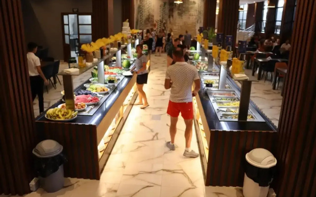 Amelia Mare Hotel