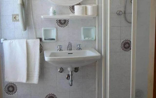 Unique Holiday Home in Bassanega with Garden
