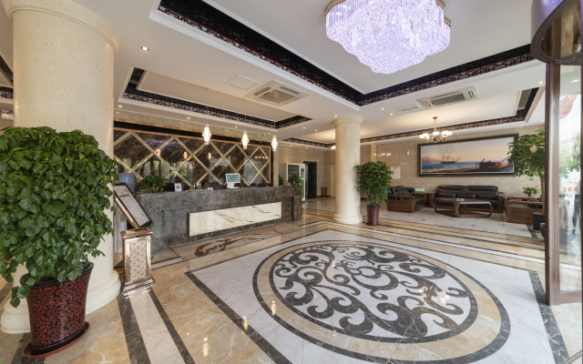 qingzhu Jinyue Hotel (Kuangshan Automobile Great World, Shanghai, Jinan)