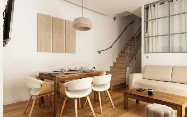 Amazing Apartment 2br/6p - Nation/voltaire