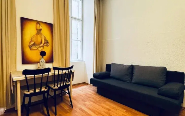 Central 1BR Apartment Near Augarten