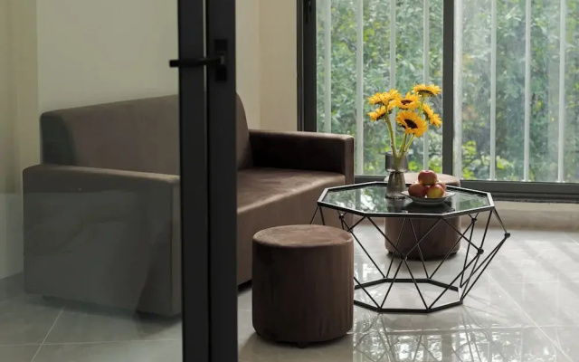 Townhouse Oak West Lake Apartment