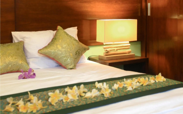 The Green Zhurga Suites