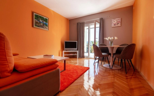 Apartments & rooms Leon