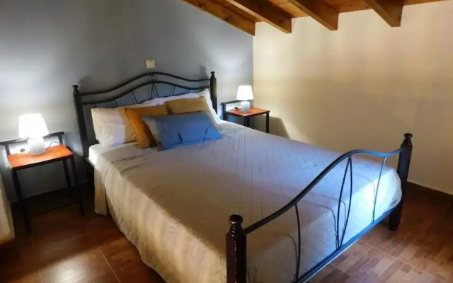 Vassia Holiday Home's
