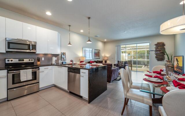 Nice and pleasant townhome villa with private pool near Disney
