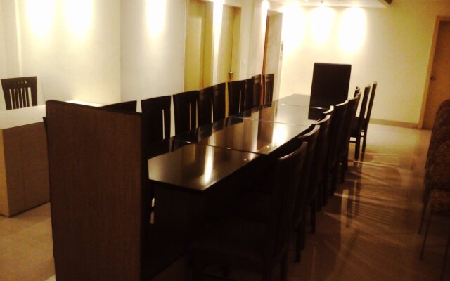 Mayur Hotel