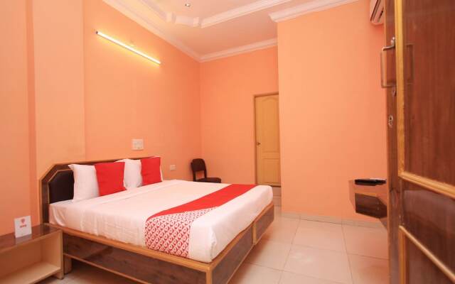 OYO Flagship 16105 Majestic