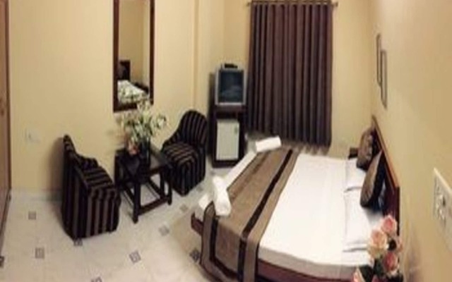 Airport Hotel