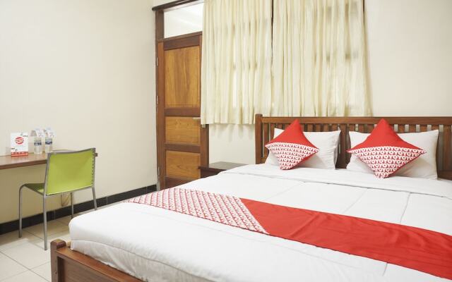 OYO 462 Nugraha Residence