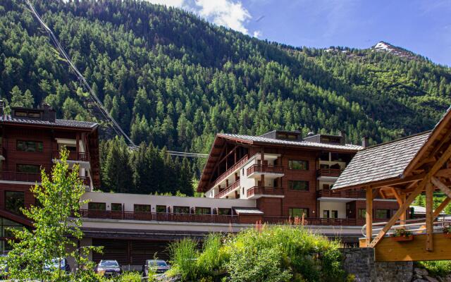 Modern Apartment in the Authentic Savoyard Mountain Village