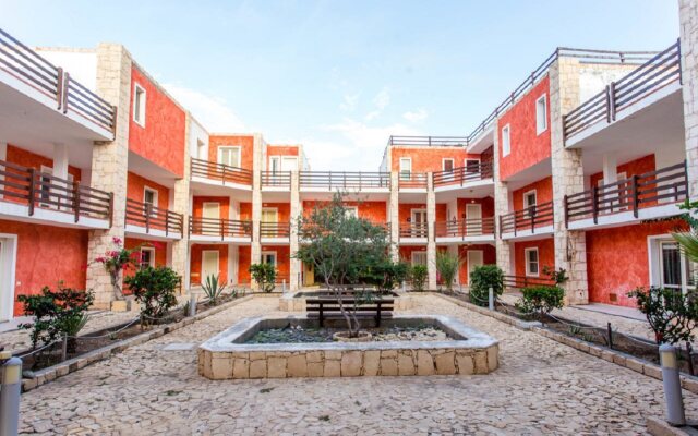 Estoril Beach Resort
